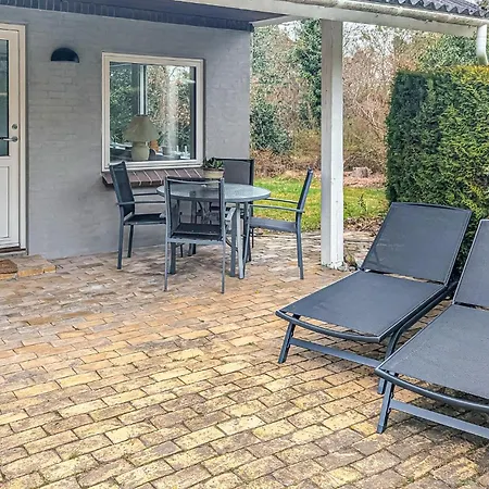 Vakantiehuis 3 Bedroom Gorgeous In Kalundborg